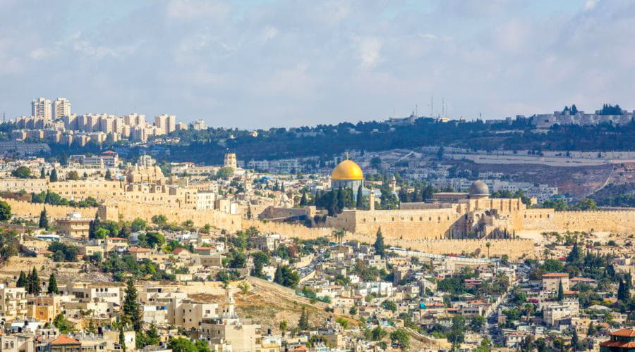 Wir bieten eine große Auswahl an Mietwagenoptionen in Jerusalem